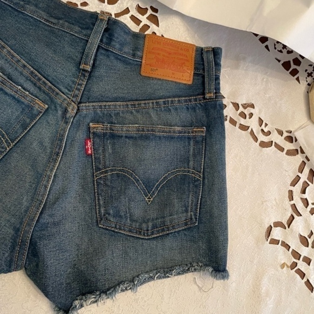 Levi’s 501 Highrise Blue Denim Shorts Cotton Size 23 - Picture 5 of 13